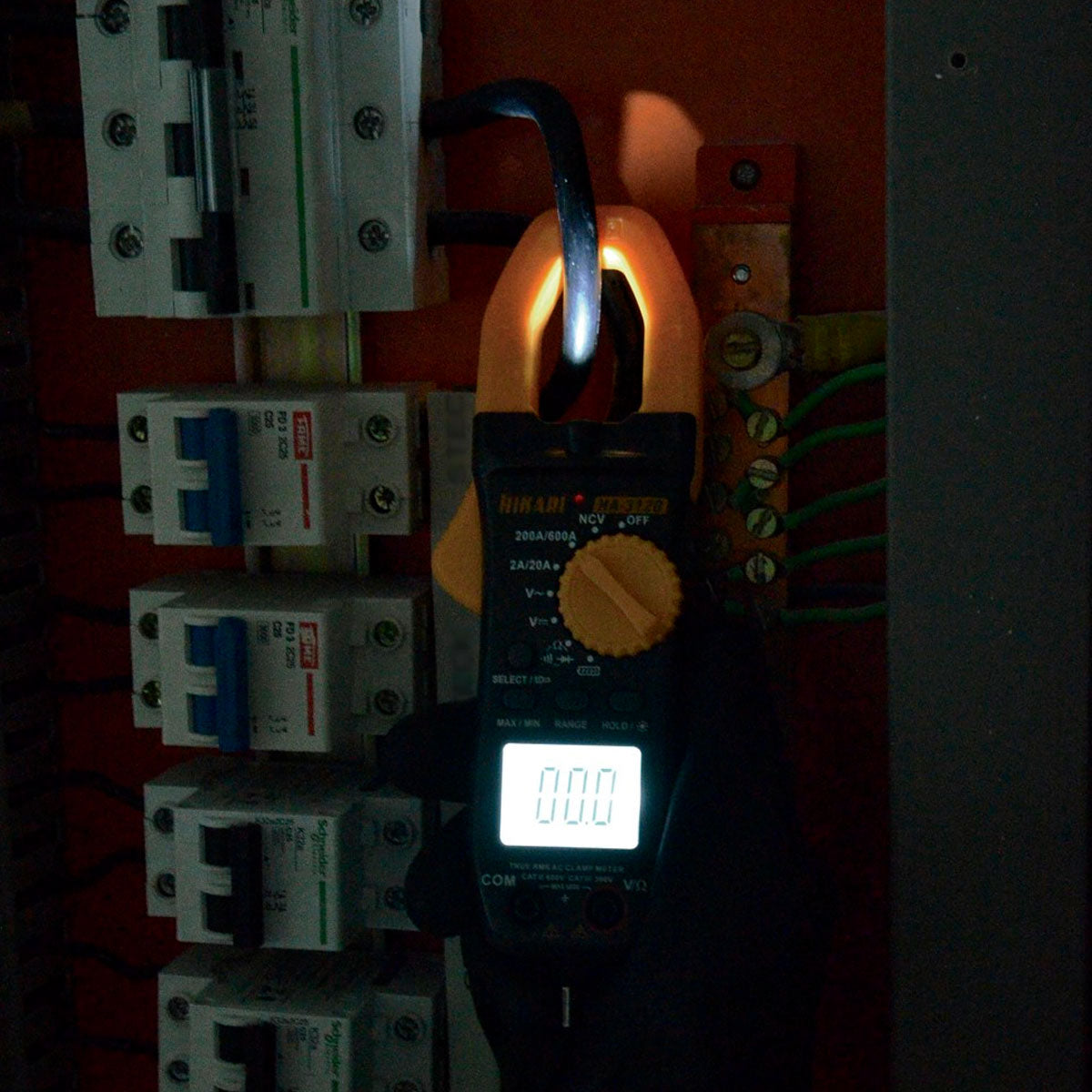 ALICATE AMPERIMETRO DIGITAL HA-3120