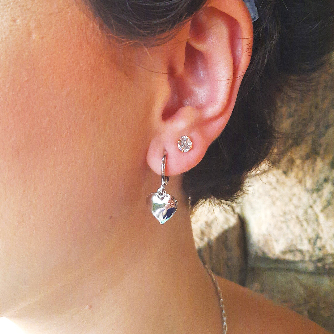 Argolinha Pequena Com Coração Folheado Em Ródio Branco