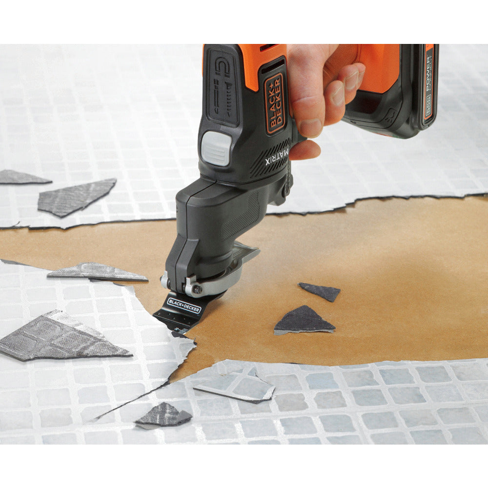 Kit Furadeira Parafusadeira A Bateria 20v 6 Em 1 Matrix Black Decker - 110v/220v - Mtx20k6a-br