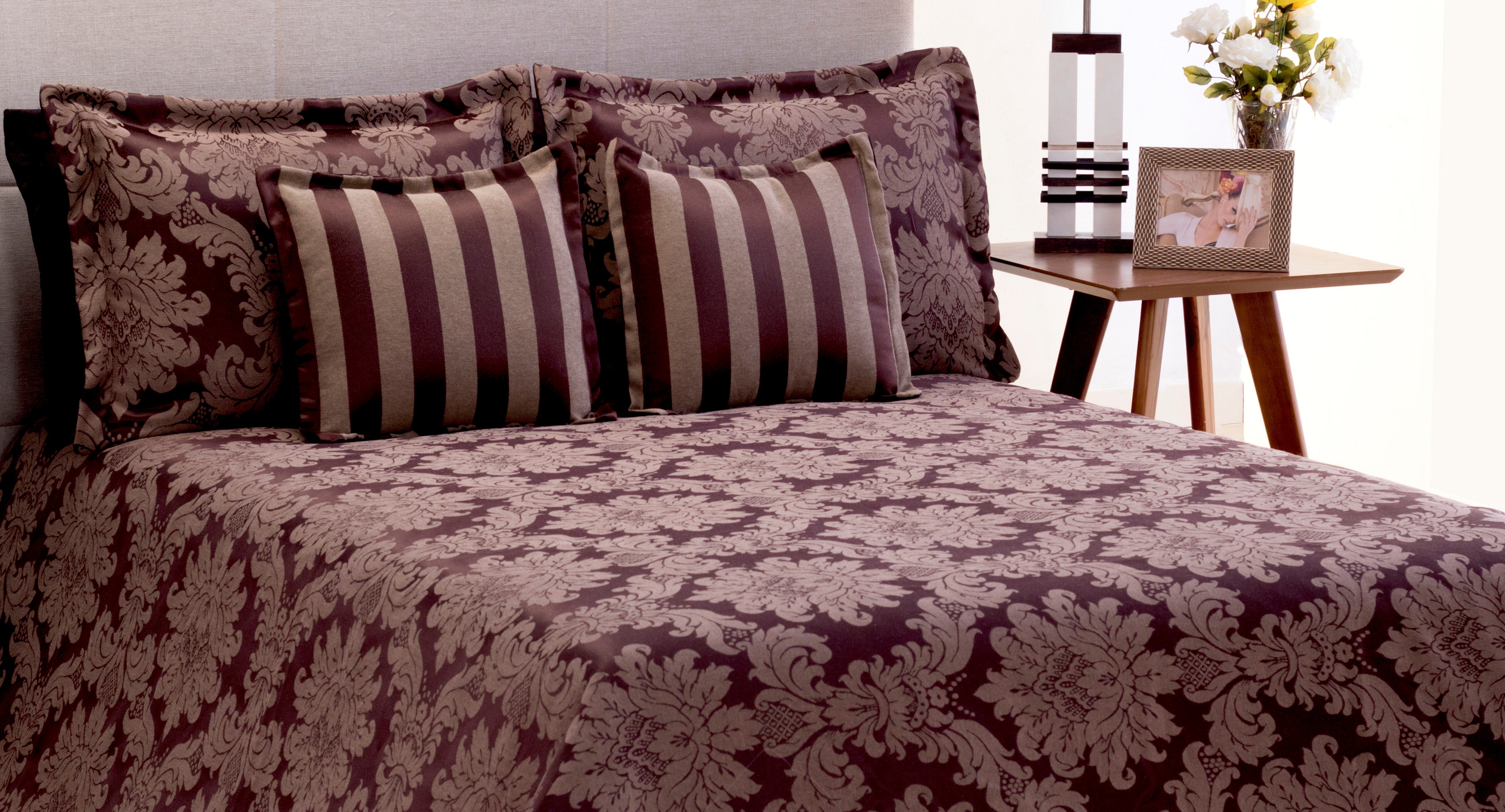 Cobre Leito King Jacquard 05 Pçs Marrom