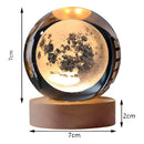 Luminária De Mesa Decorativa Esfera Base Madeira Cristal