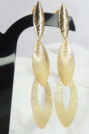 Brinco Grande De Folhas Sobrepostas Banhado Em Ouro 18k Cor:dourado