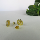 Brinco Formato Flor Com Mini Zircônias Banhado Em Ouro 18k Cor:dourado