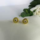 Brinco Círculo Pequeno Com Zircônia Central Banhado Em Ouro 18k Cor:dourado