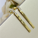 Brinco De Fita Com Zircônia Banhado Em Ouro 18k Cor:dourado