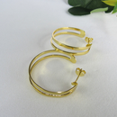 Brinco Argola Media Dupla Vazada Banhado Em Ouro 18k Cor:dourado