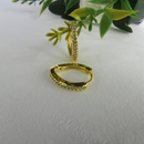 Brinco Triangular Médio Com Zircônia Banhado Em Ouro 18k Cor:dourado