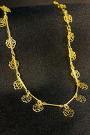 Colar Com Corrente Com Mini Flores Banhado Em Ouro 18k Cor:dourado
