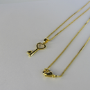 Colar Pingente De Chave Banhado Em Ouro 18k Cor:dourado