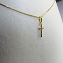Colar Pingente Cruz Com Detalhe De Zircônia Banhado Em Ouro 18k Cor:dourado
