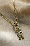 Colar Pingente Menino Com Zircônia Colorida Banhado Em Ouro 18k Cor:dourado