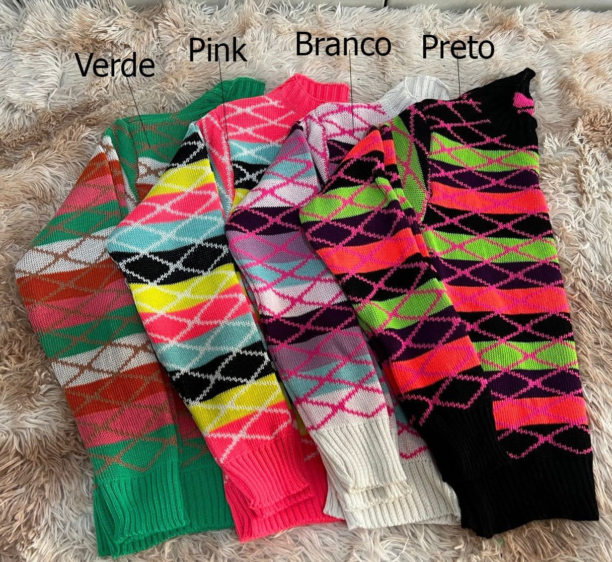 Blusa Tricot Manga Longa Geométrica Listrada