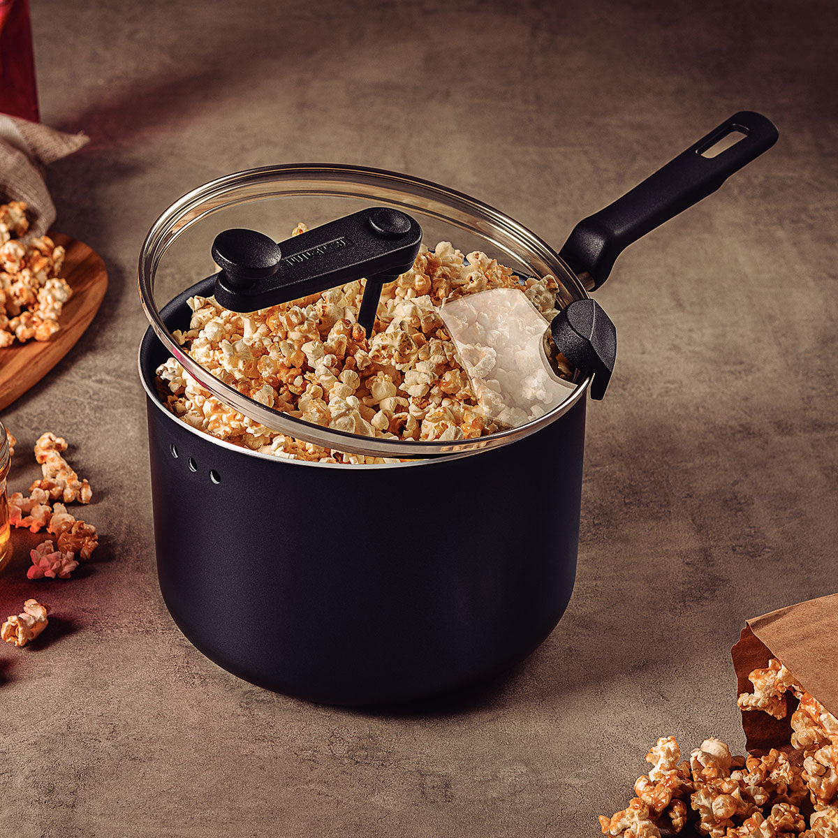 Pipoqueira Loreto Em Aluminio Com Revestimento Interno Antiaderente Starflon Max 20cm 3,5l Grafite