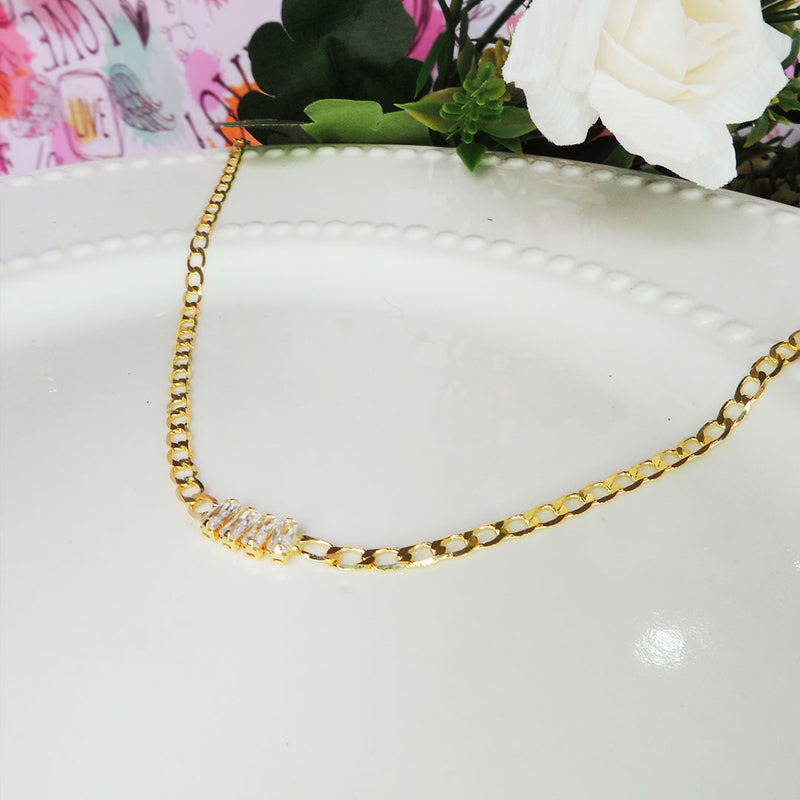 Choker De Corrente Chapada Com Zircônias Ao Centro Folheado A Ouro 18k