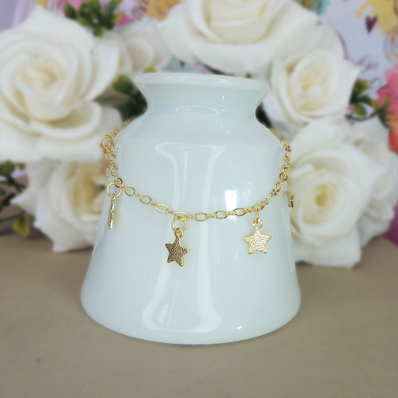 Pulseira Infantil De Estrelinhas Folheado A Ouro 18k