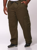Calça Macaw 7868 Verde Musgo Plus Size Sarja